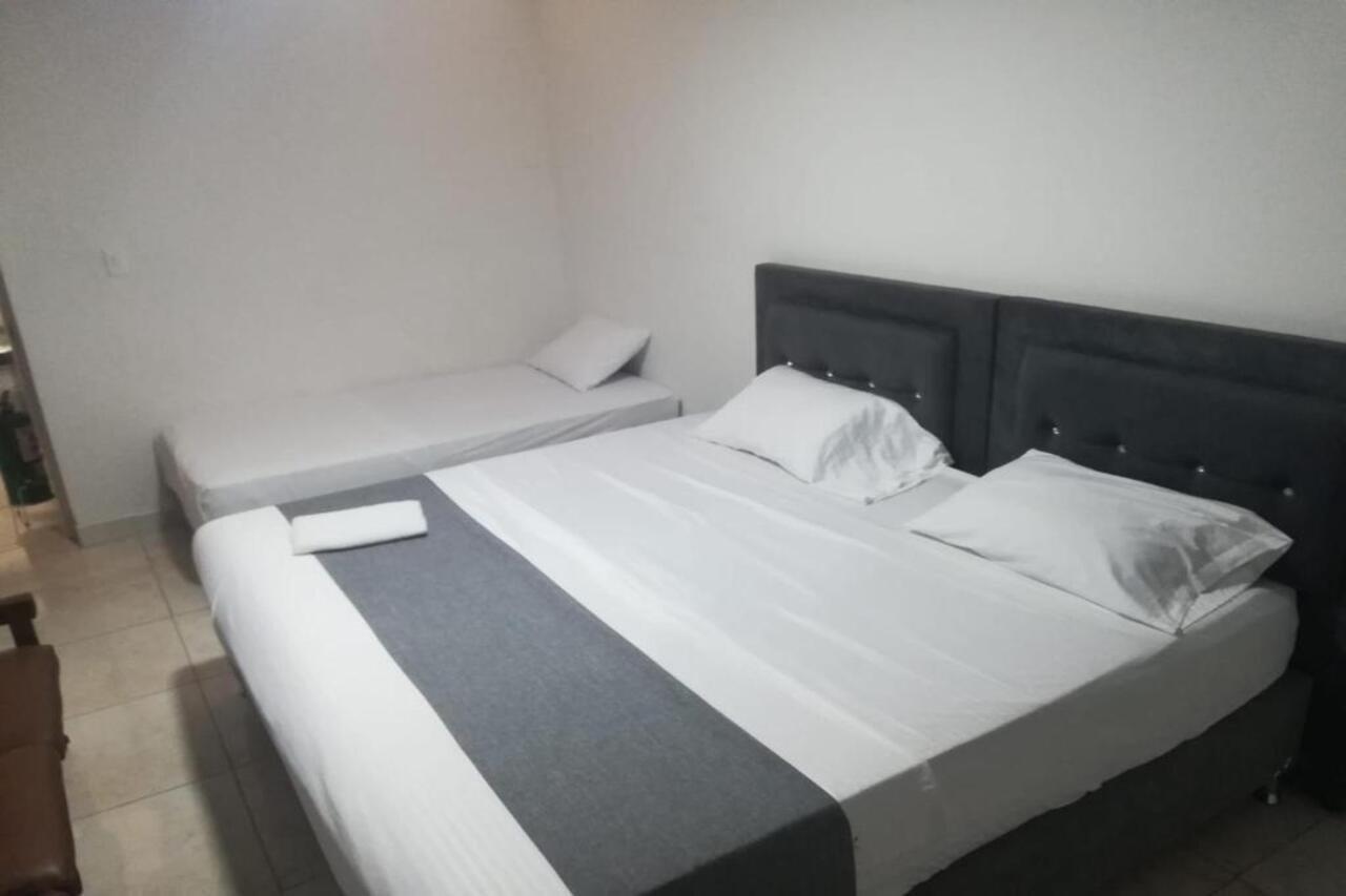 Hotel Neiva Urdaneta Bagian luar foto